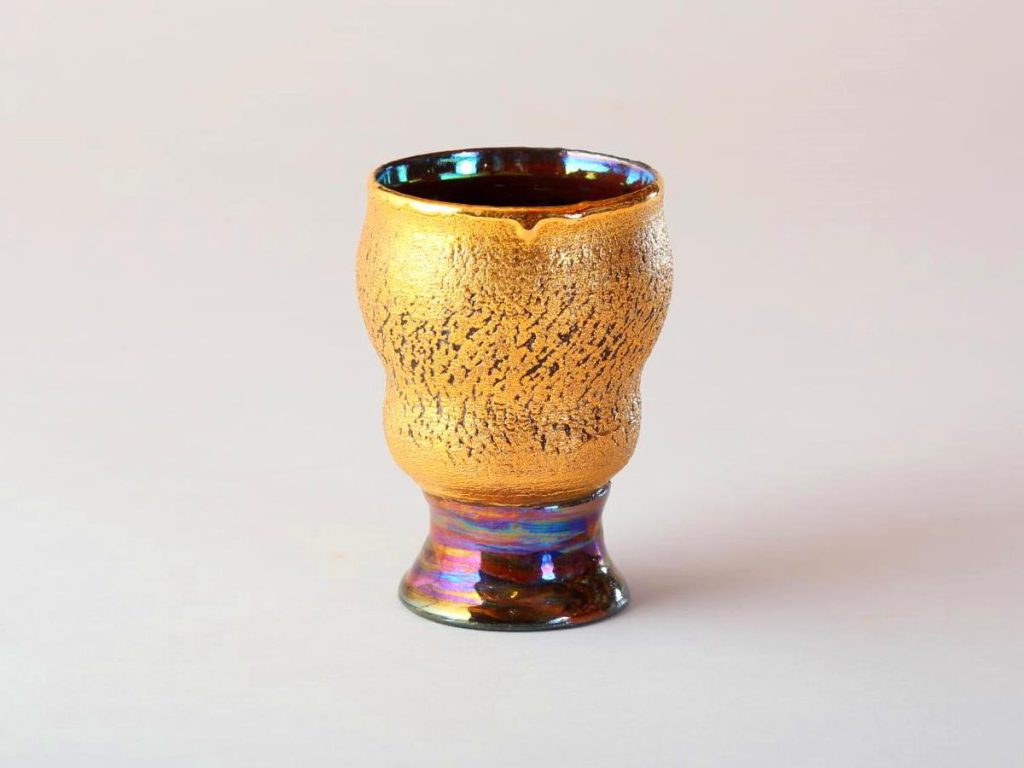 陶芸家中野拓が金星をモチーフに創作した器　彩泥ゴールドラスター colored slip ware luster pottery ceramic art Venus-inspired created by a ceramist Taku Nakano
